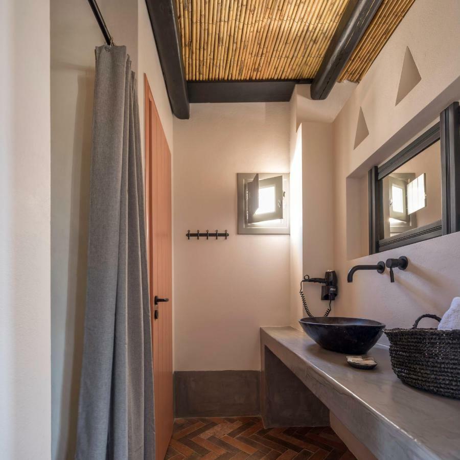 Akrotírion Misteli Suites מראה חיצוני תמונה